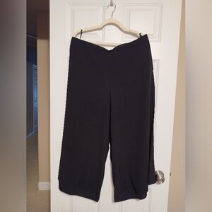Eileen Fisher Elegant Black Silk Wide Leg Cropped Pants